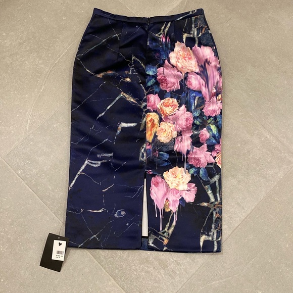 MSGM Skirt - Picture 4 of 7